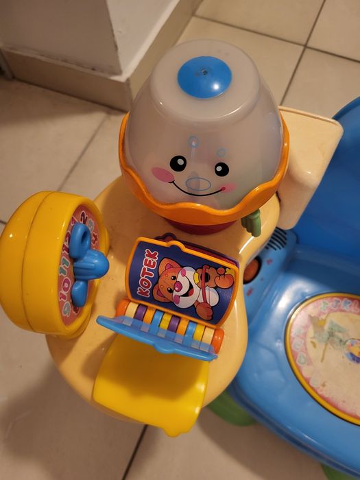 Interaktywne krzesełko uczydełko Fisher-Price