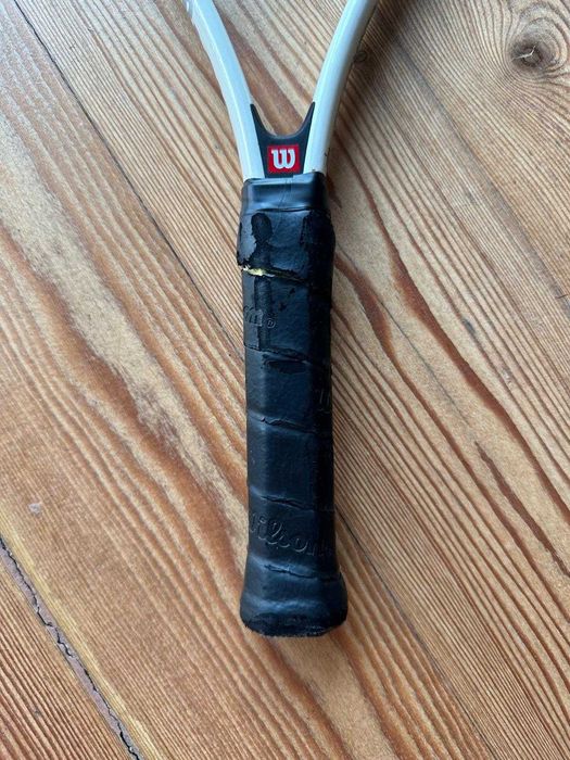 Raquete de ténis Wilson (pequena)