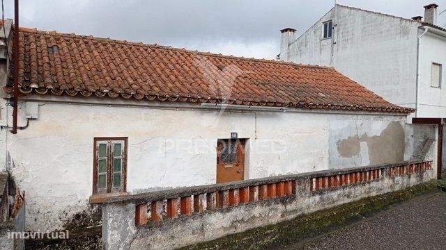 Casa rústica, Margem, Gavião