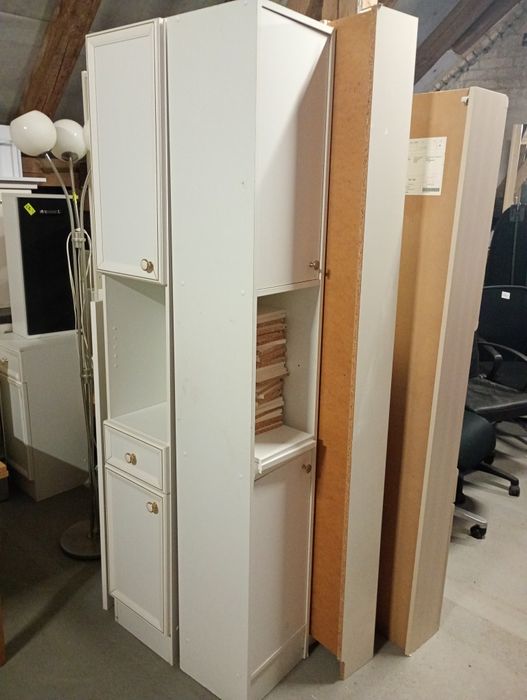 Meble szafki łazienkowe itp.