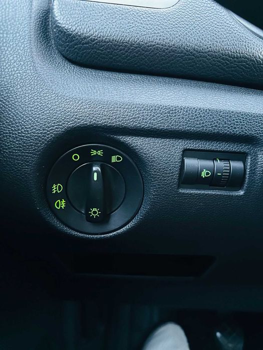 skoda fabia 1.2 htp 2009 - LEIA A DESCRIÇÃO!