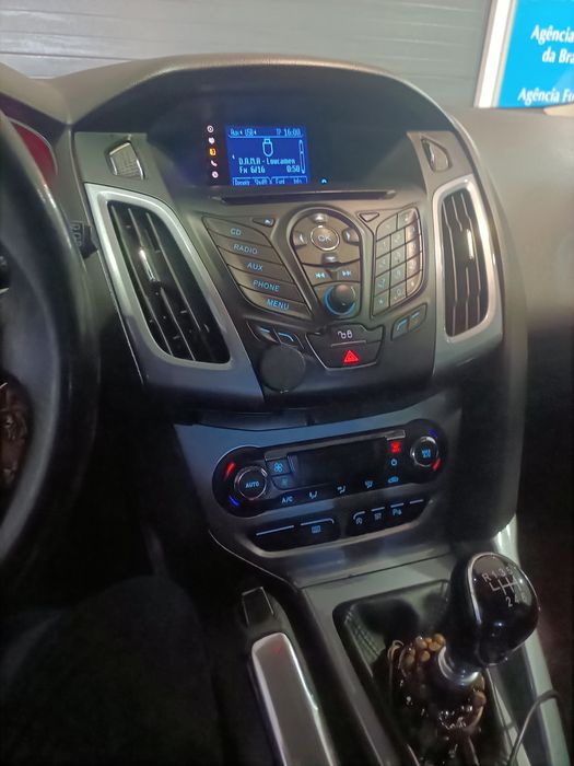 Ford Focus 1.6 tdci titanium — photo 5