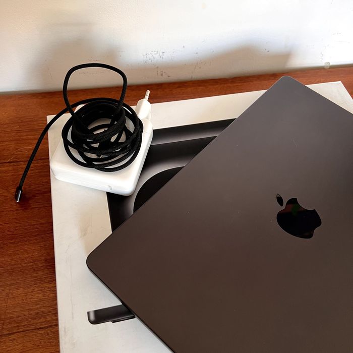 MacBook Pro M3 36GB