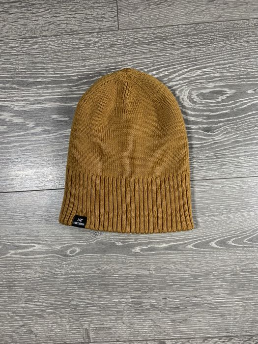 Оригінальна шапка Arc’teryx