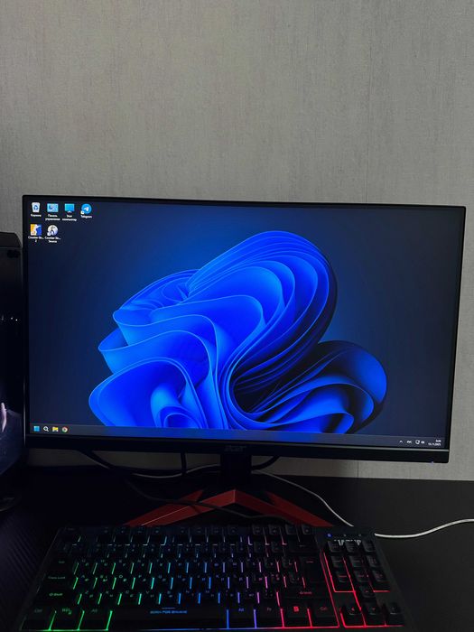 Монитор Acer KG251Q безрамочный