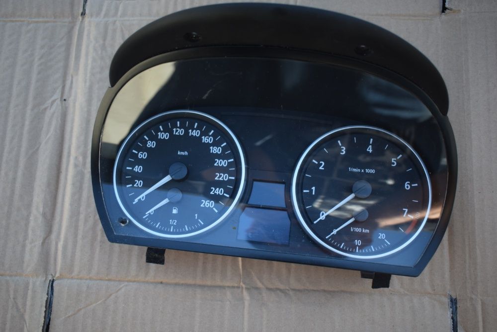 licznik zegar BMW 3 E90 3.0 330I N52B30A 07R 6.964.519