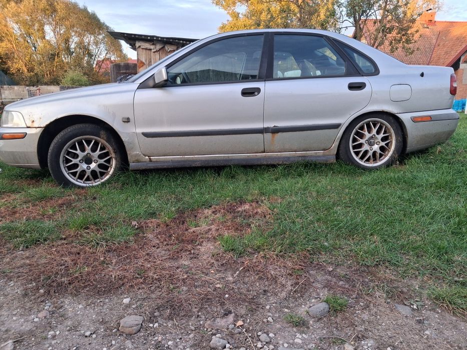 Volvo S40