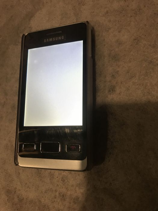 Nokia N8 Samsung H9100