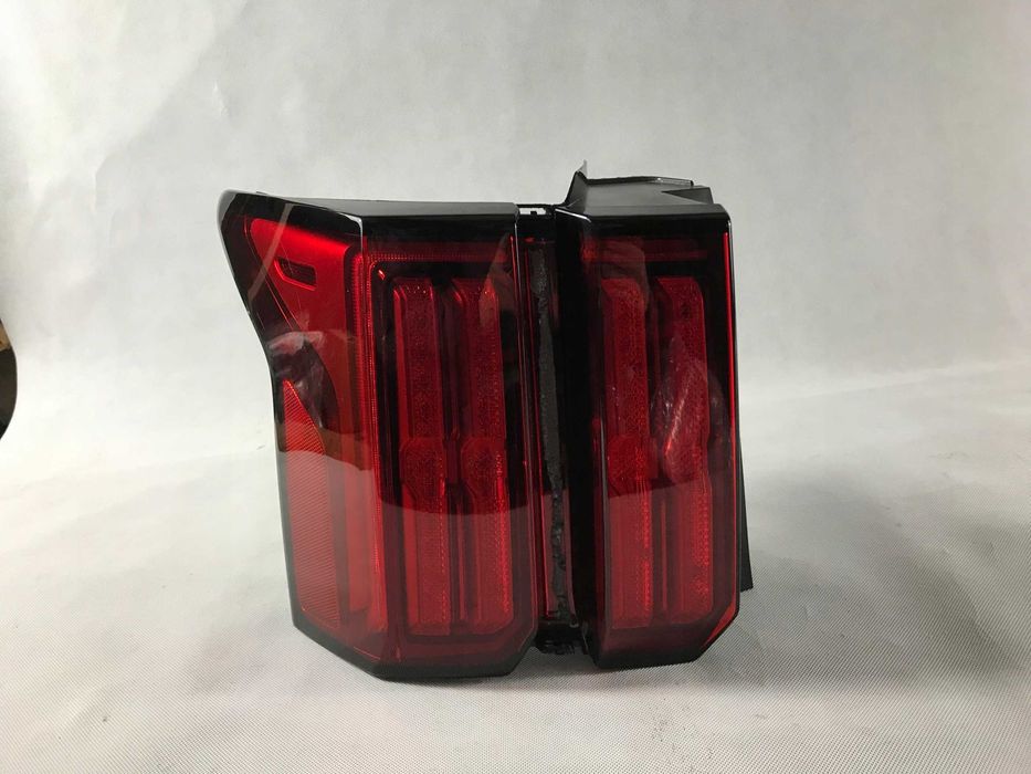 Фонарь левый правый Kia Sorento IV 92402P2 92401P2