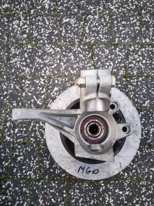 zwrotnica  piasta przednia chatenet ligier js mgo belier mc1 mc2