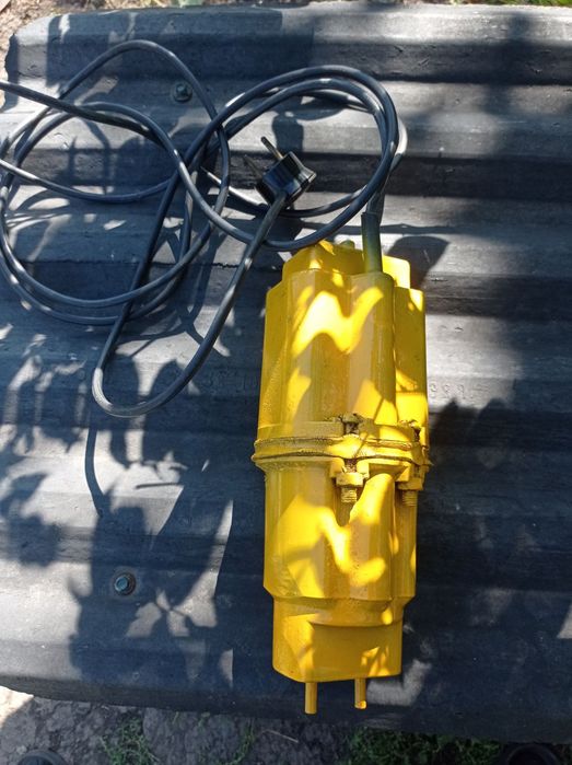 Насос під відновлення