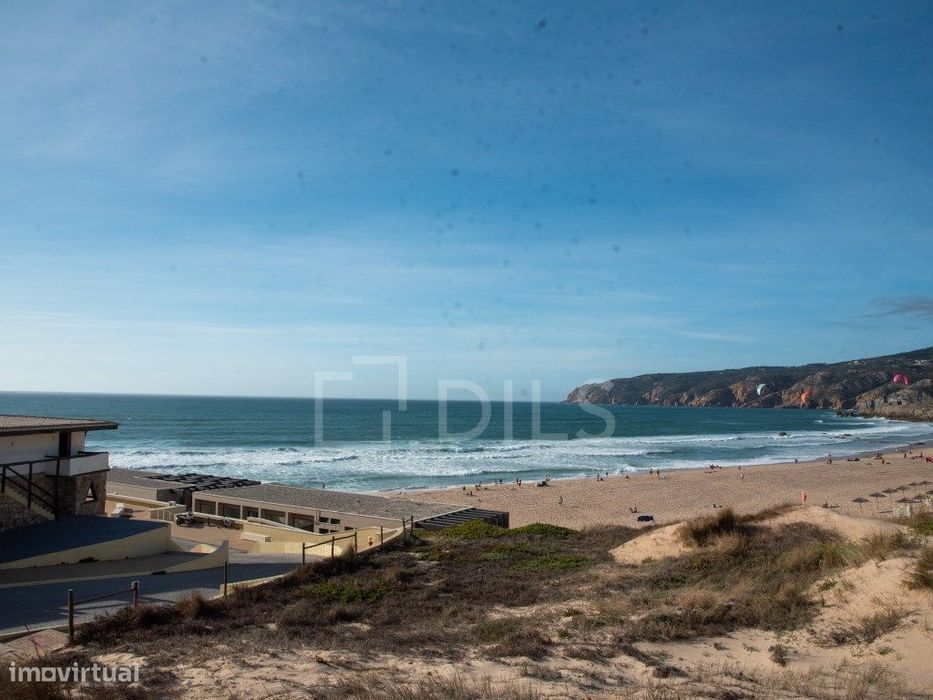 Moradia T4 Cascais e Estoril, em construção com amplo terreno