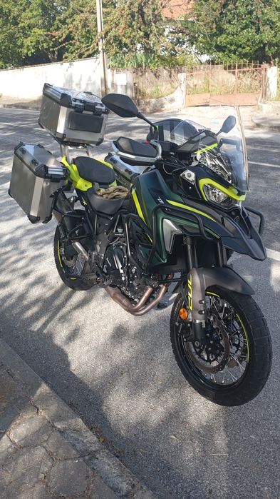 Benelli TRK 702X