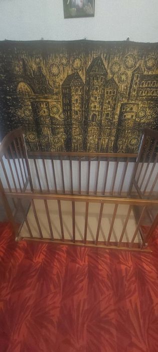 Продаж дитячої кроватки