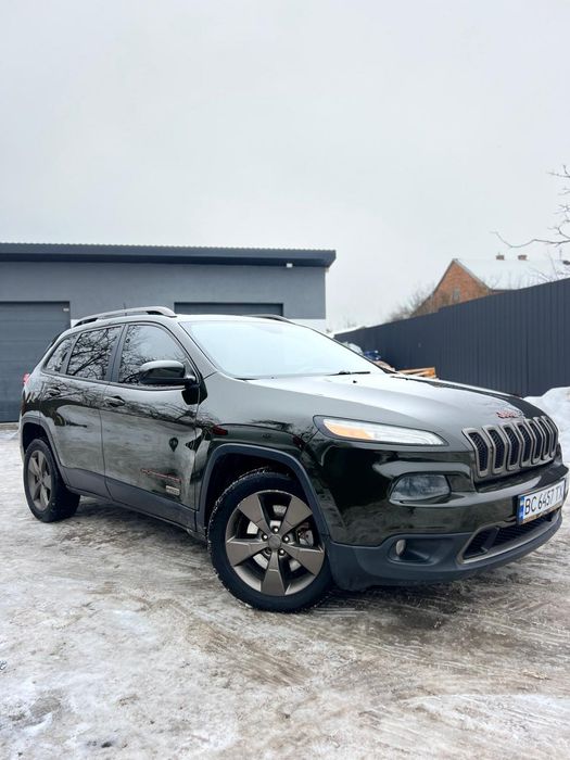 Продам позашляховик jeep