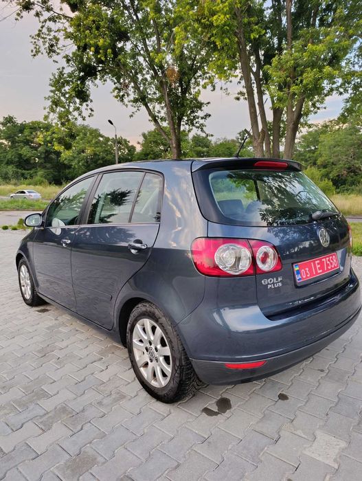 Volkswagen Golf Plus 2009р. автомат  1.4 caxa (90 кВ. 122 л.с.) бензин.