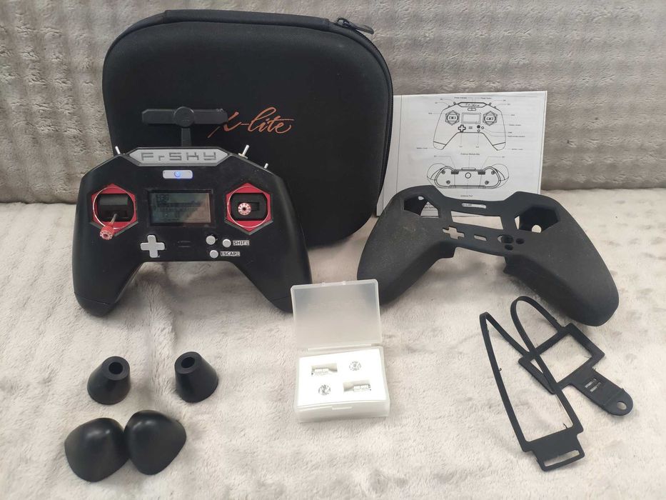 Aparatura zdalnego sterowania FRSKY Taranis X-lite + micro dron  H36 naze 32