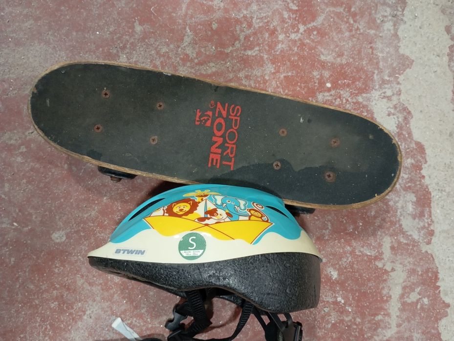 Skate de criança + capacete