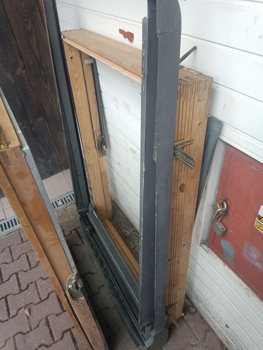 Okno dachowe velux 140x94 cm