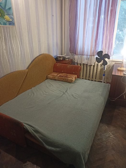 Свободно!Центр!  350 один человек,500 грн за двоих в сутки!