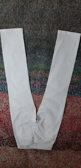 Białe spodnie z prostymi nogawkami Rocks rozm. 28/34