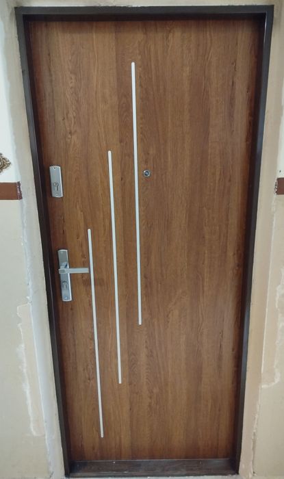 Drzwi zewnętrzne z montażem -WEJŚCIOWE do mieszkania,WEWNĄTRZKLATKOWE