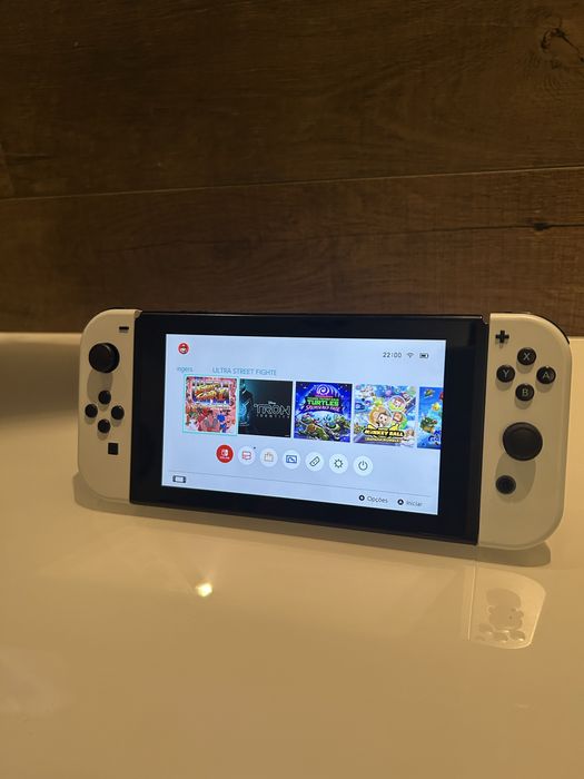 Nintendo Switch V2 desbloqueada + 256 GB