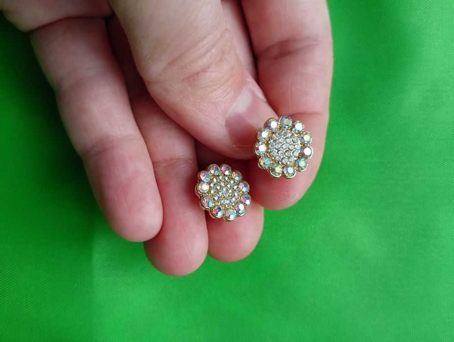 Kolczyki sztyfty srebrno- opalizujące