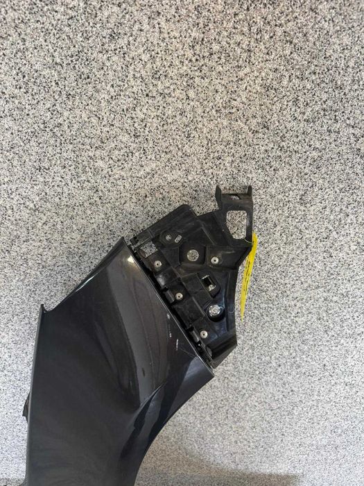 Błotnik prawy przód Opel Astra J Z190