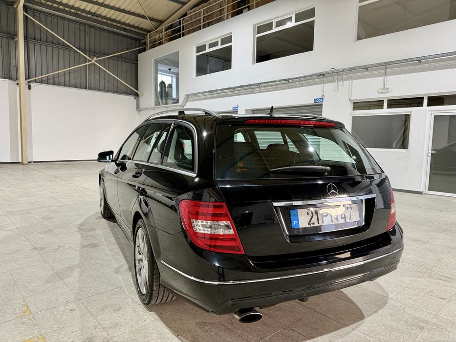 Mercedes-Benz C 220 — fotografia 5
