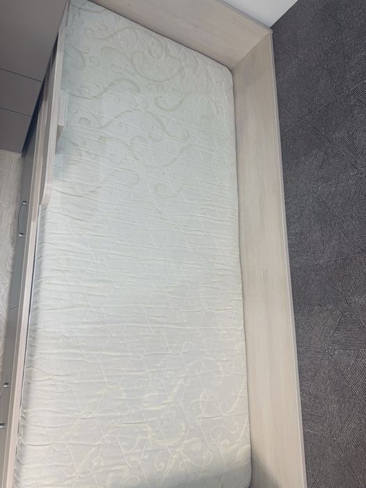 Дитячі меблі комплект