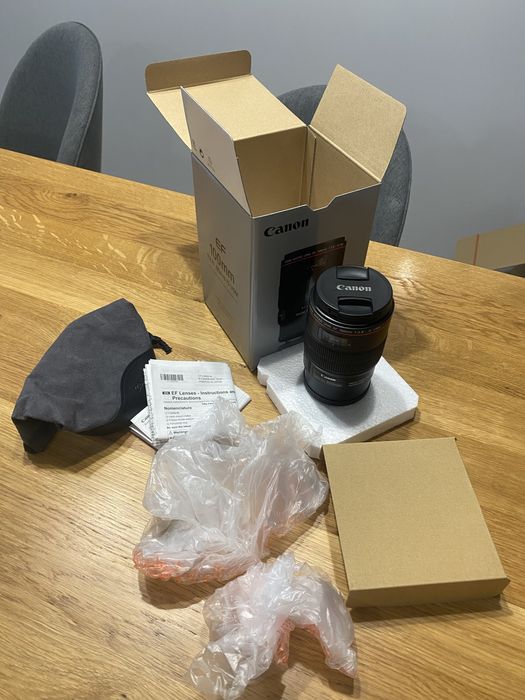 Canon EF 100mm f2.8L Macro IS USM