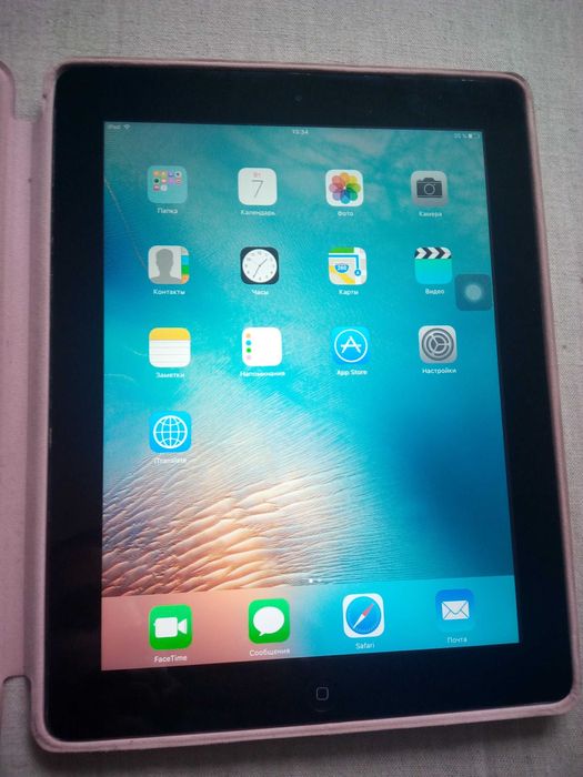 Apple iPad 3Wi-Fi 16GB с чехлом