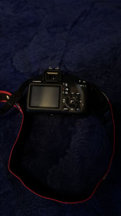 Canon 1100D DSLR