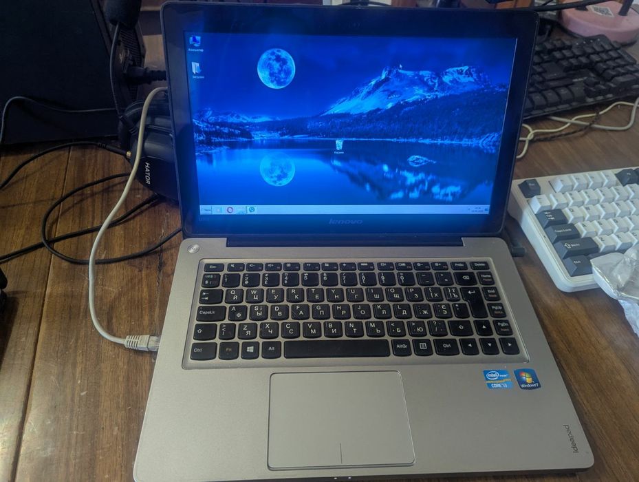 Ноутбук Lenolo ideapad u310