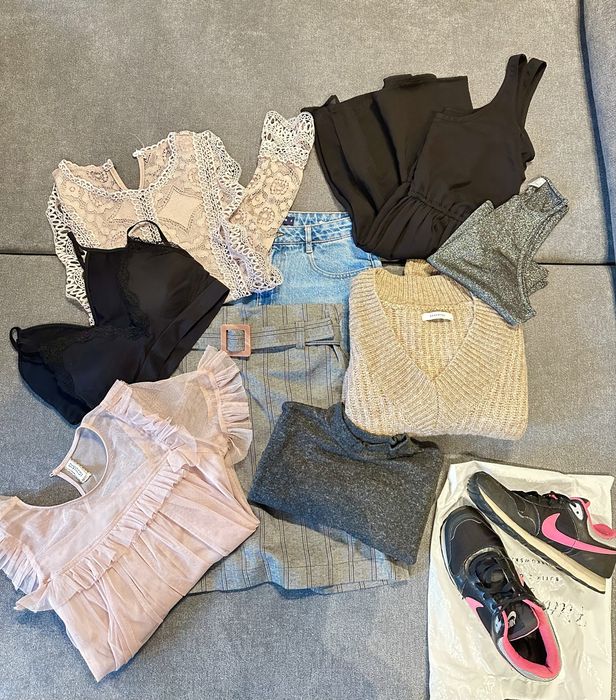 Paczka ubrań s/m + gratis buty Nike