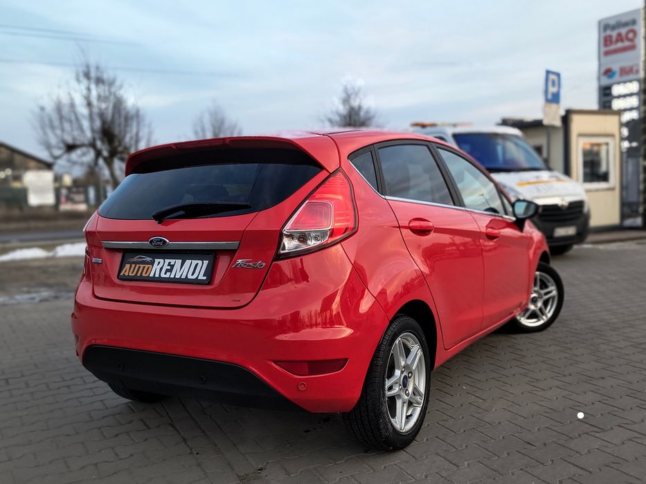 Ford Fiesta 2015r,benzyna,bardzo ładny,