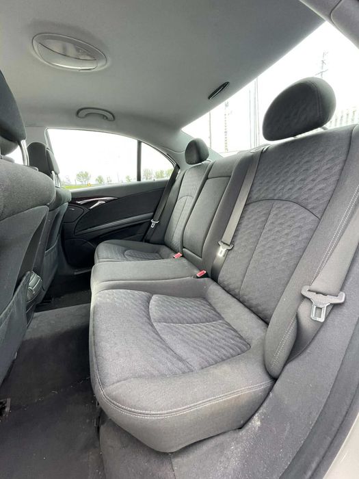 Mercedes-Benz E200 Viatura para peças