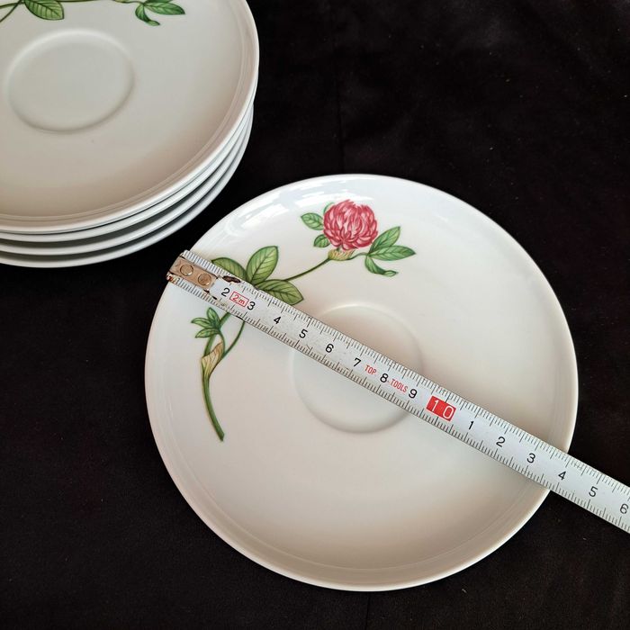 Porcelana- talerzyki 5 sztuk