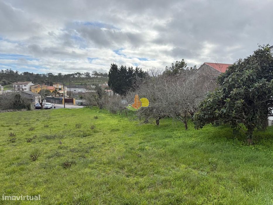 Terreno com 870m2 — Alhadas, Coimbra
