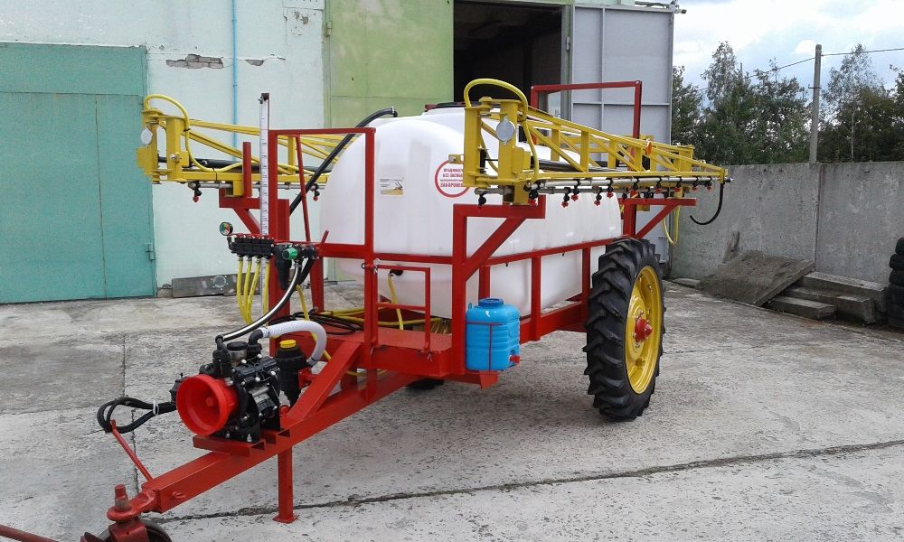 ОБПРИСКУВАЧ ОПРЫСКИВАТЕЛЬ Оприскувач причіпний штанговий 2000