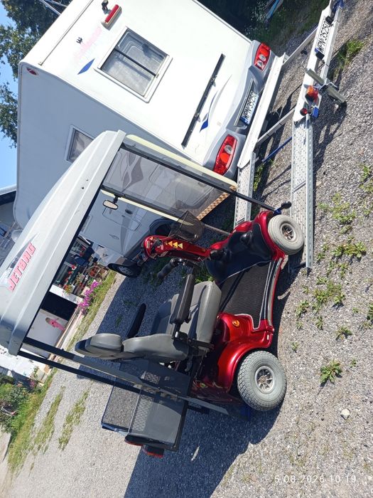 Wózek skutek inwalidzki elektryczny
