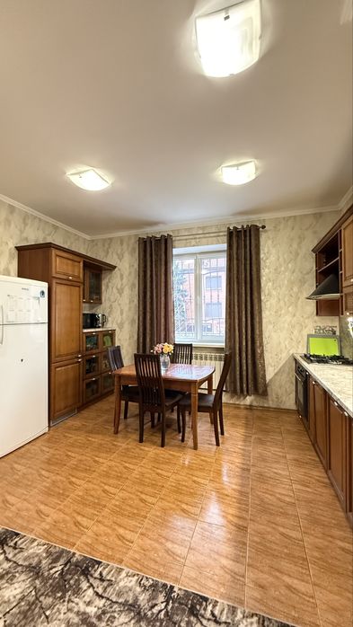 Продам дом на Клочко Левый берег