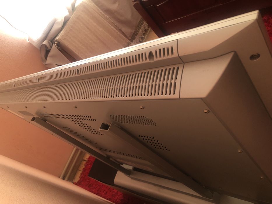 Телевізор фірми PHiLiPS