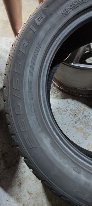 Pneus 255 55 r18 semi novos