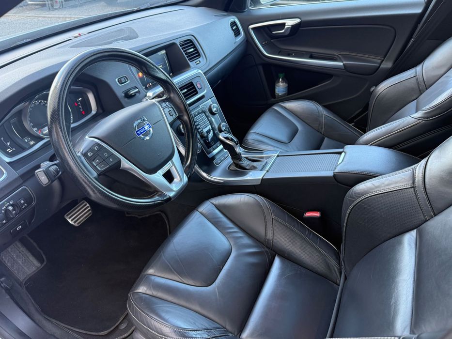 Volvo V60 plug-in/ diesel Rdesing