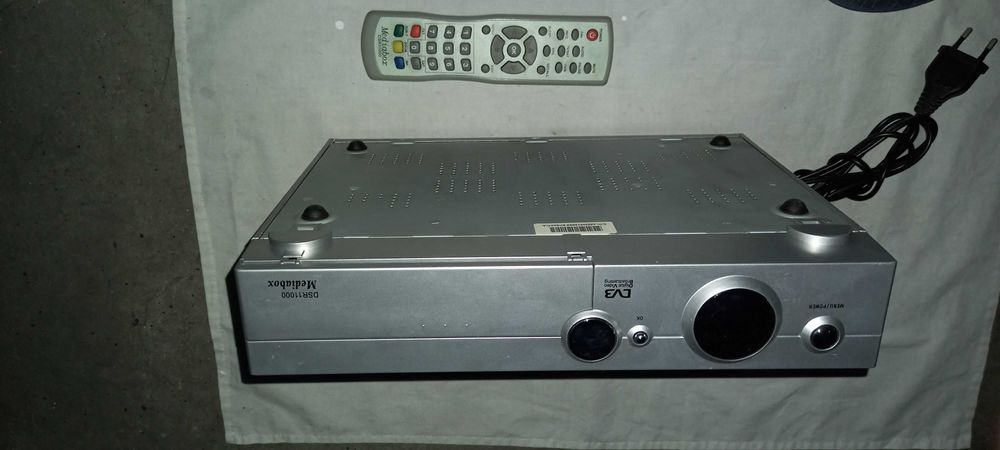 Receptor de Satelite "MEDIABOX" com comando