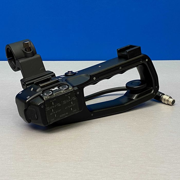 Canon EOS C100 (Super 35mm - 8.3MP - 1080P)