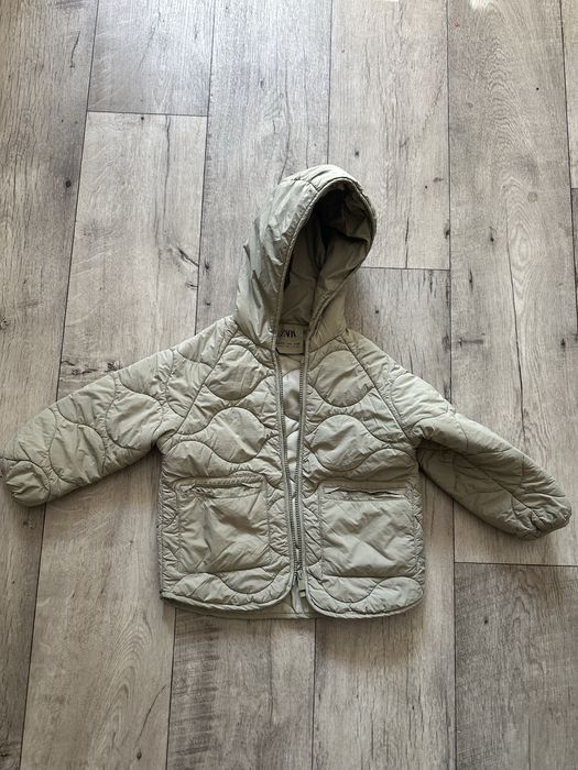 Осіння куртка Zara
