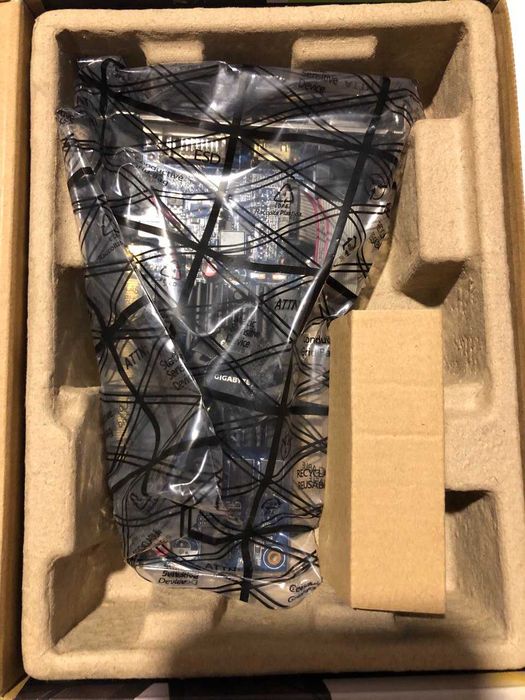 Продам Відеокартку GIGABYTE GeForce 210 1 GB Rev. 6.0 як Нова